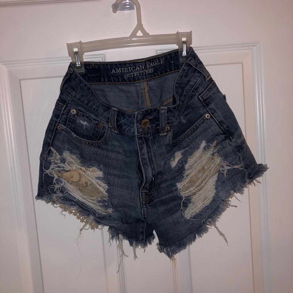 American Eagle High Rise Shorts w/ Flower pockets